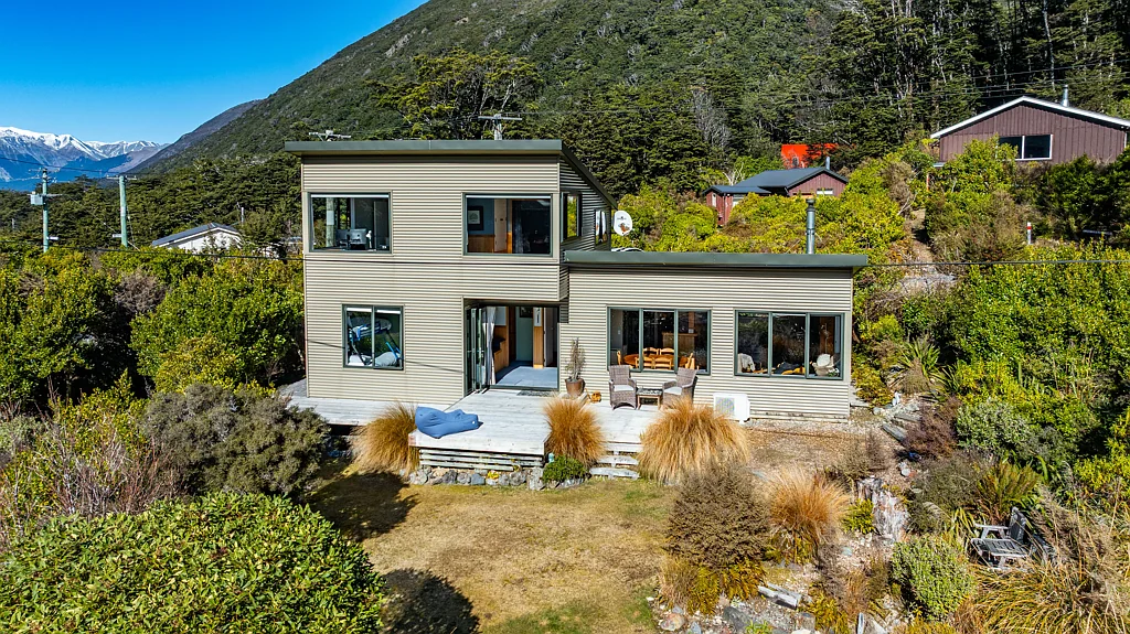Arthur's Pass 3房  Wellington bound owners say sell