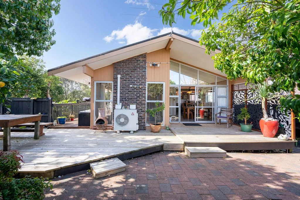 Sunnyhills 4침실 Space Privacy & Location – Your Sunnyhills Retreat