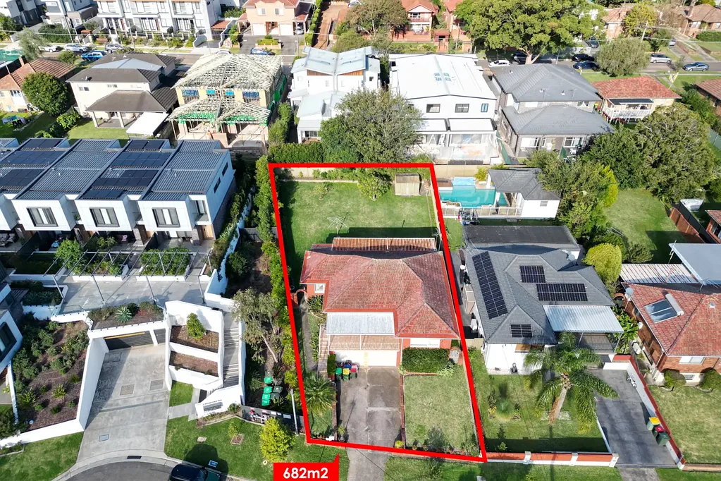 6 Windermere Avenue, Miranda, NSW 2228
