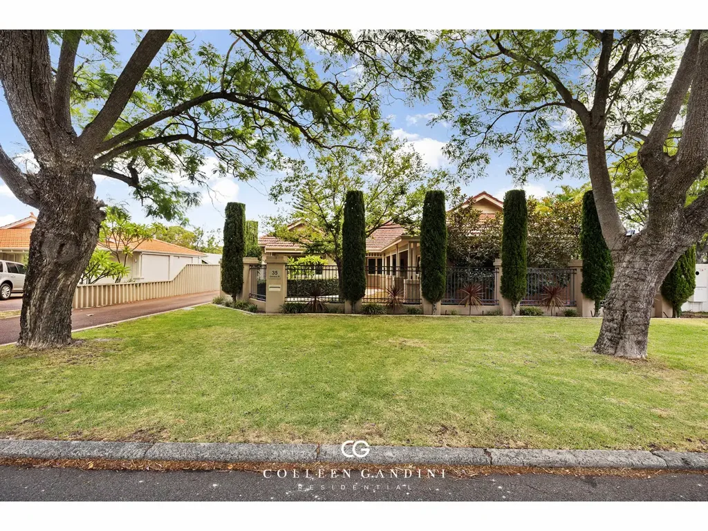 35 Gairloch Street, Applecross, WA 6153