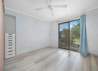 10 Whitlam Avenue, Edensor Park, NSW 2176, 6 Bedrooms, 4 Bathrooms, House