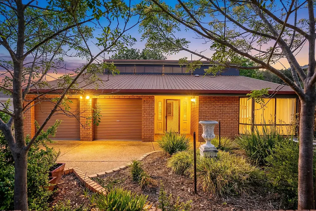 212 Walsh Street, East Albury, NSW 2640
