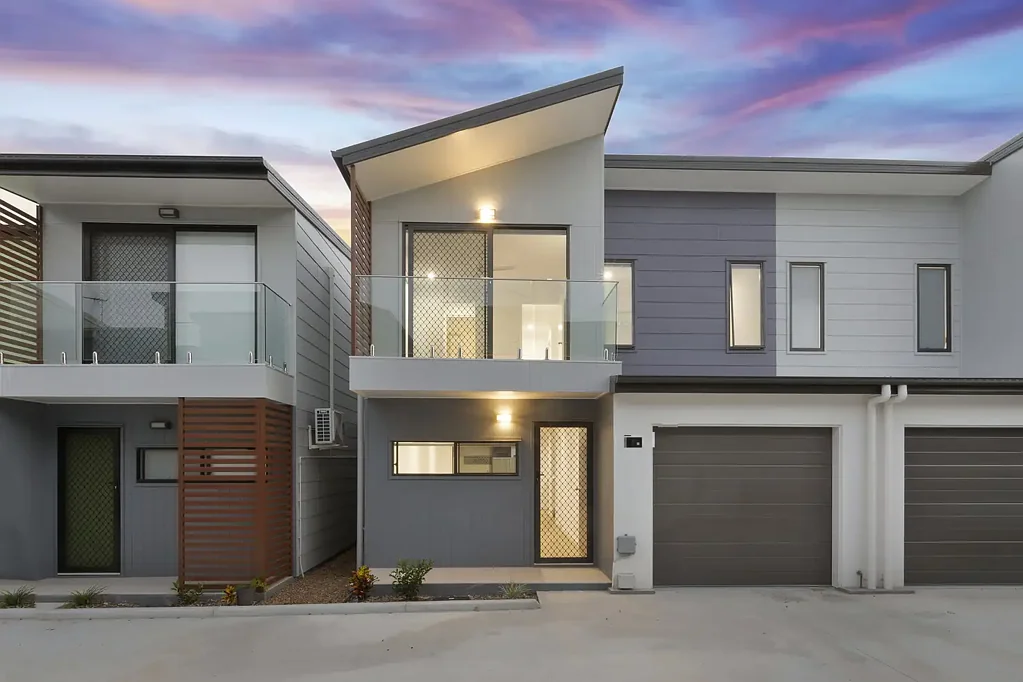GREAT LOCATION + MODERN STYLE HOME