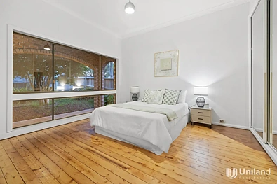 4 Kandy Avenue, Epping, NSW 2121, 4 Kuwarto, 2 Banyo, House