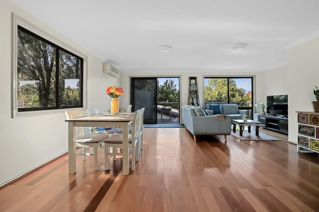 17 Lennox Street, Old Toongabbie, NSW 2146