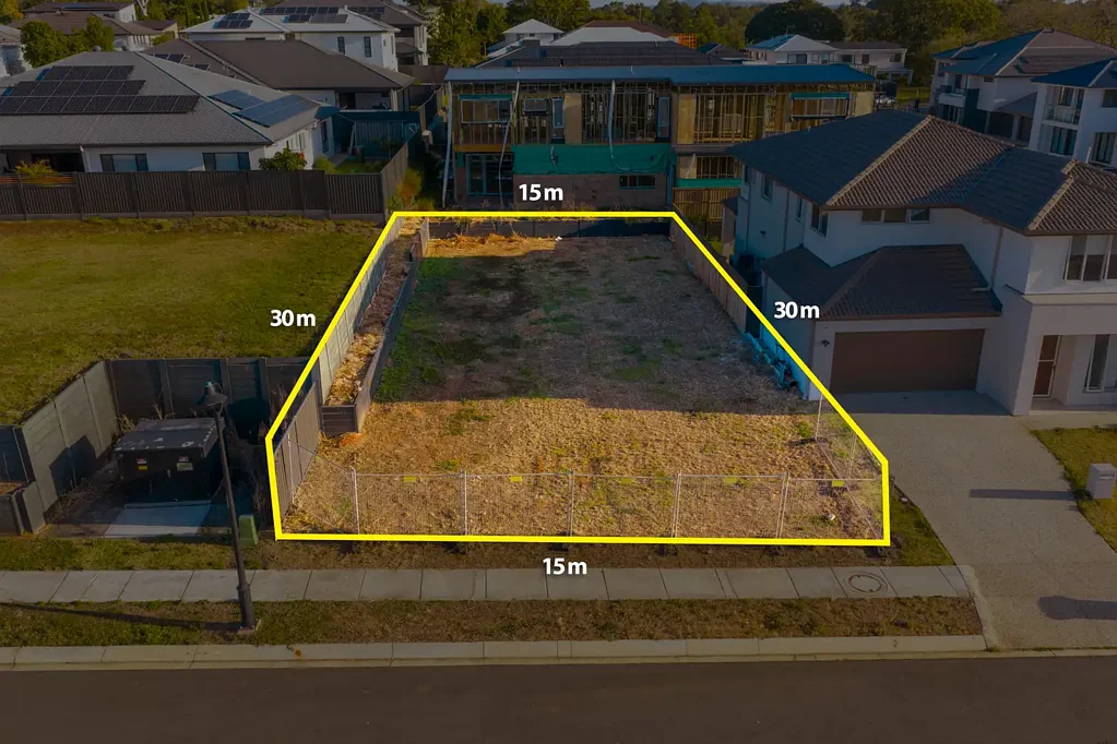 Bridgeman Downs 15m2 临街面 | 450m2; 地块 | HILLTOP ESTATE | BRIDGEMAN DOWNS 15m2 FRONTAGE | 450m2;  BLOCK  | HILLTOP ESTATE |BRIDGEMAN DOWNS