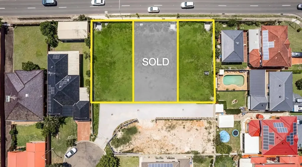 Quakers Hill 黄金地段空地 572.6sqm地块 15.35m正面 矩形实用 平整易建 稀缺机会 潜力无限 家邻学校商圈 交通便捷 EXCLUSIVE LAND OPPORTUNITY IN QUAKERS HILL