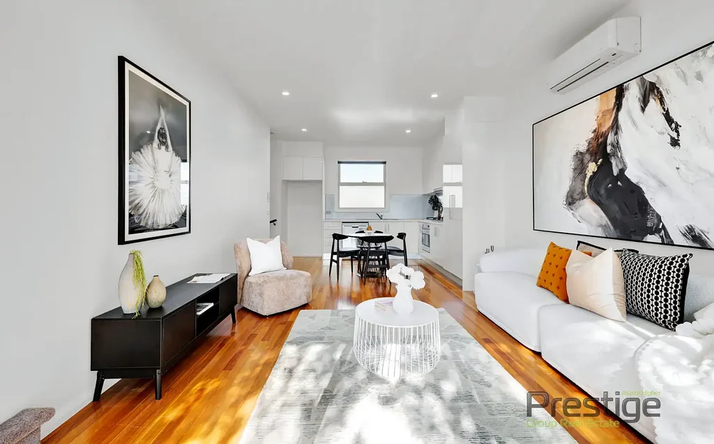 Essendon 2房 Essendon中心联排 2卧1浴 现代 便利设施 近交通 公园 Modern Townhouse Living in Essendon