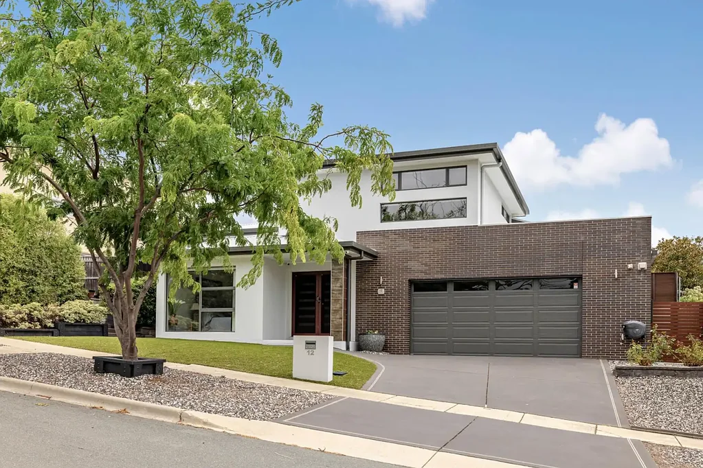 Casey 4房  Flexible Family Living in a Leafy Casey Setting