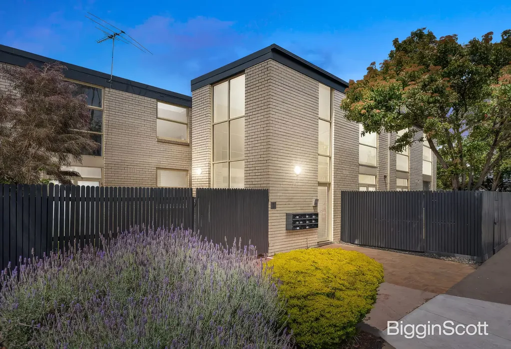 Armadale 2房  COMFORTABLE LIVING IN A PRIME ARMADALE LOCATION!