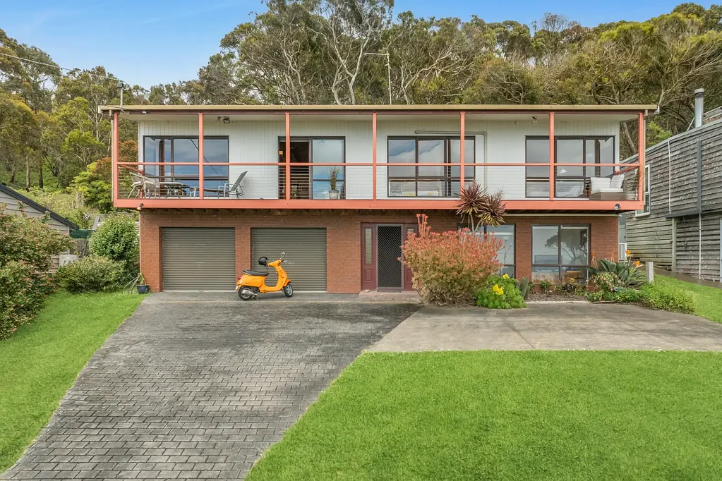 Lorne 6房  WHERE THE BUSH EMBRACES THE SEA