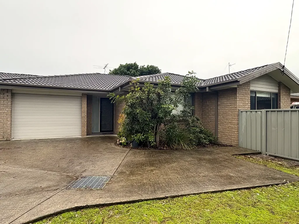 3 Bed Duplex - TANILBA BAY