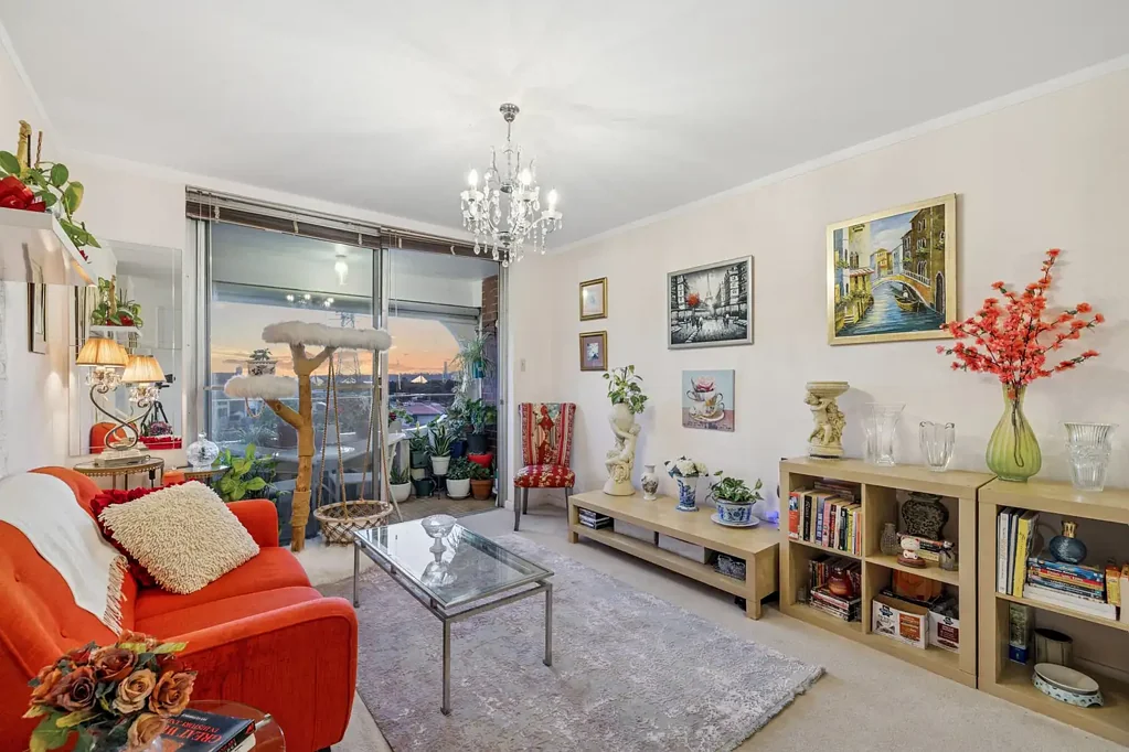 Lathlain 2 Bedroom City views & sunsets in prime location
