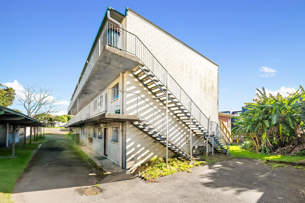 Otahuhu 18ਬੈੱਡਰੂਮ 9x 2-Bed Unit Block | Central Auckland