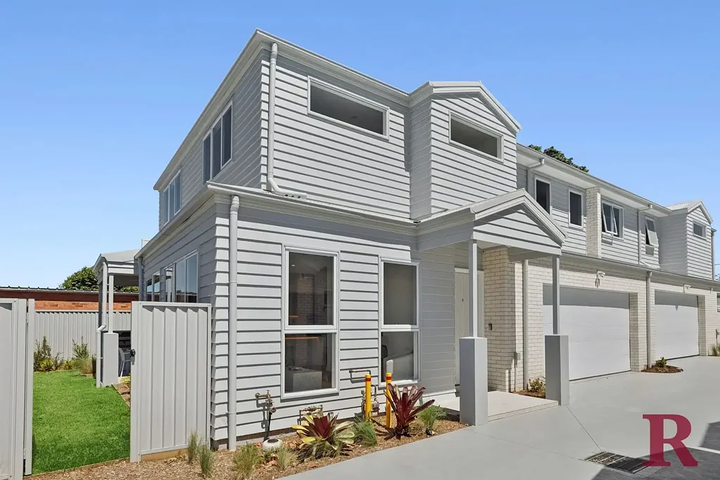 Kirrawee 4Habitaciones Brand-new premium property.