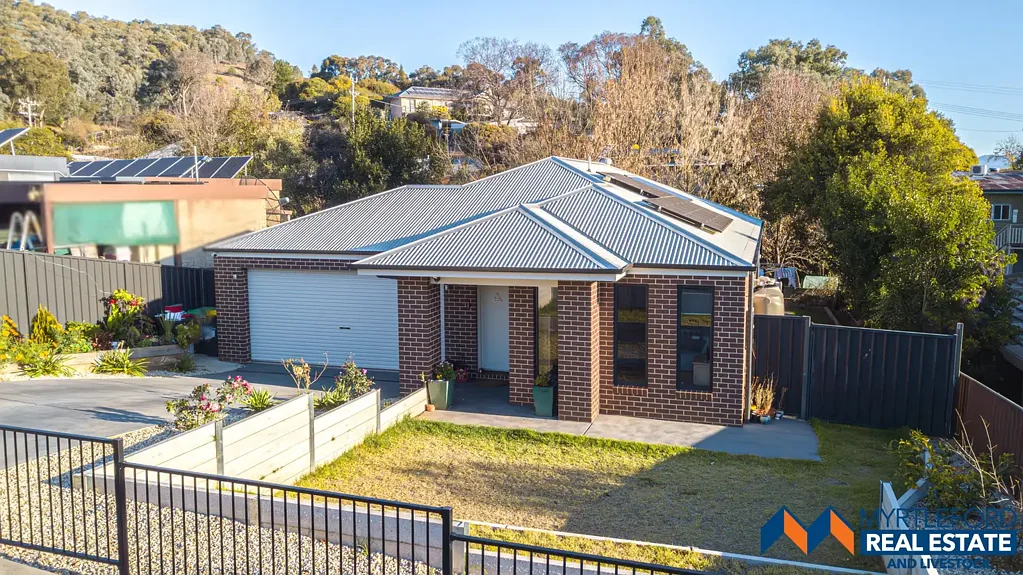 Myrtleford 3침실 Modern 3 bedroom home