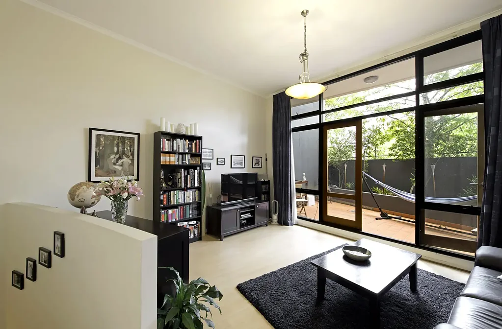 City 1 Slaapkamer A Unique Split-Level Retreat in the Heart of the City