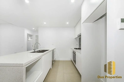 Botany 2chambre Spacious East-Facing Apartment | 139sqm on Title | Two Car Spaces + Storage