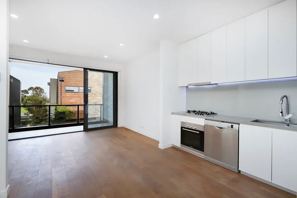 Pascoe Vale South 2 Bedroom Perfect investment or place to call home