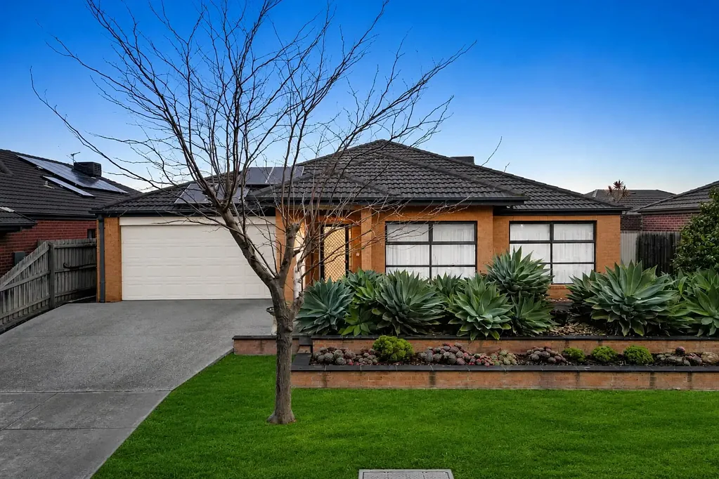 Pakenham 4બેડરૂમ Modern Family Living with Exceptional Indoor-Outdoor Entertaining