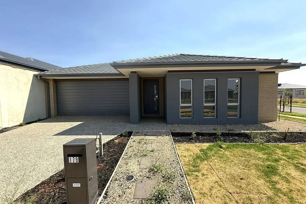 Stylish 4 Bedroom Home Designed for Easy Living