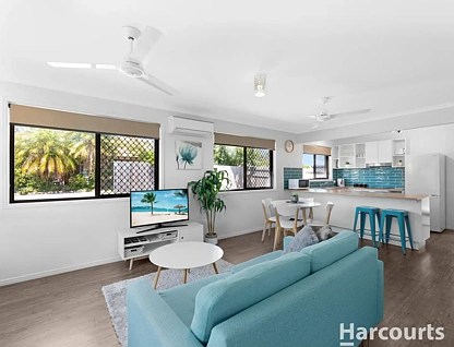 4/233 Torquay Terrace, Torquay, QLD 4655, 3房, 2浴, 城市屋