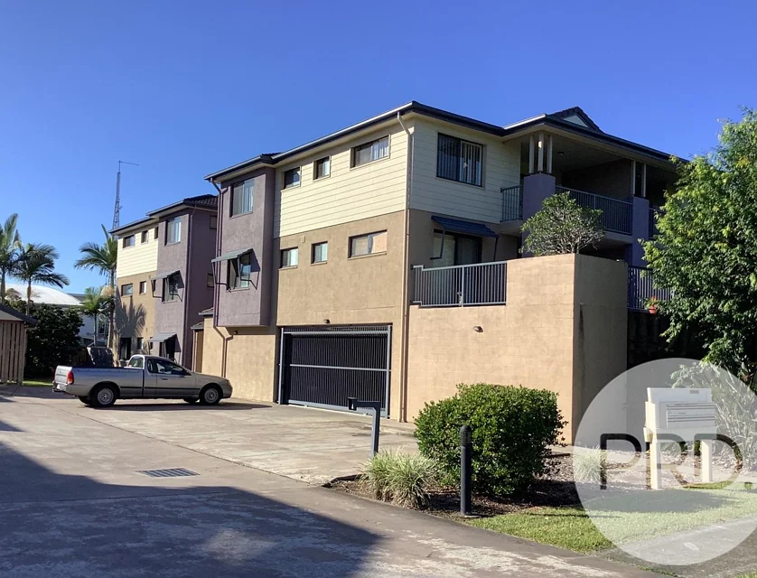 17/1 Short Street, Caboolture, Moreton Bay Region, 2 Kuwarto, 2 Banyo, House