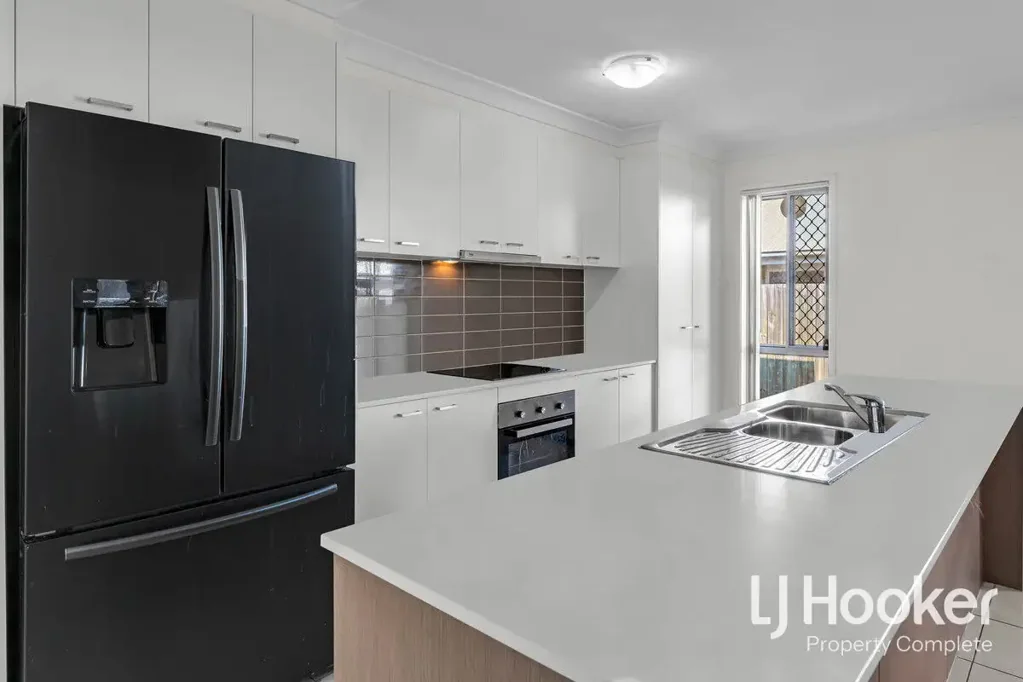 Yarrabilba 4침실 Family Friendly 4 Bedroom Home