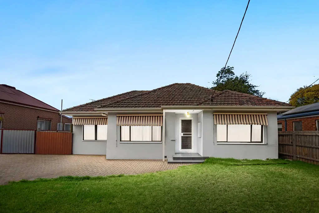114 Greaves Street North, Werribee, VIC 3030