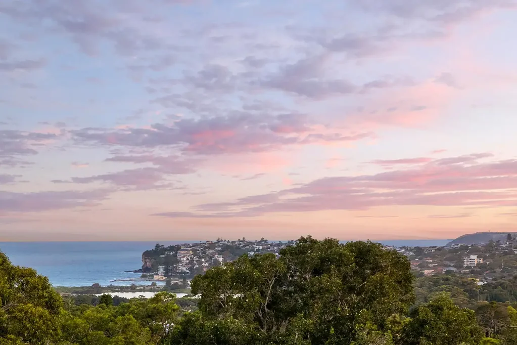 Collaroy Plateau 5chambre $300K PRICE REDUCTION