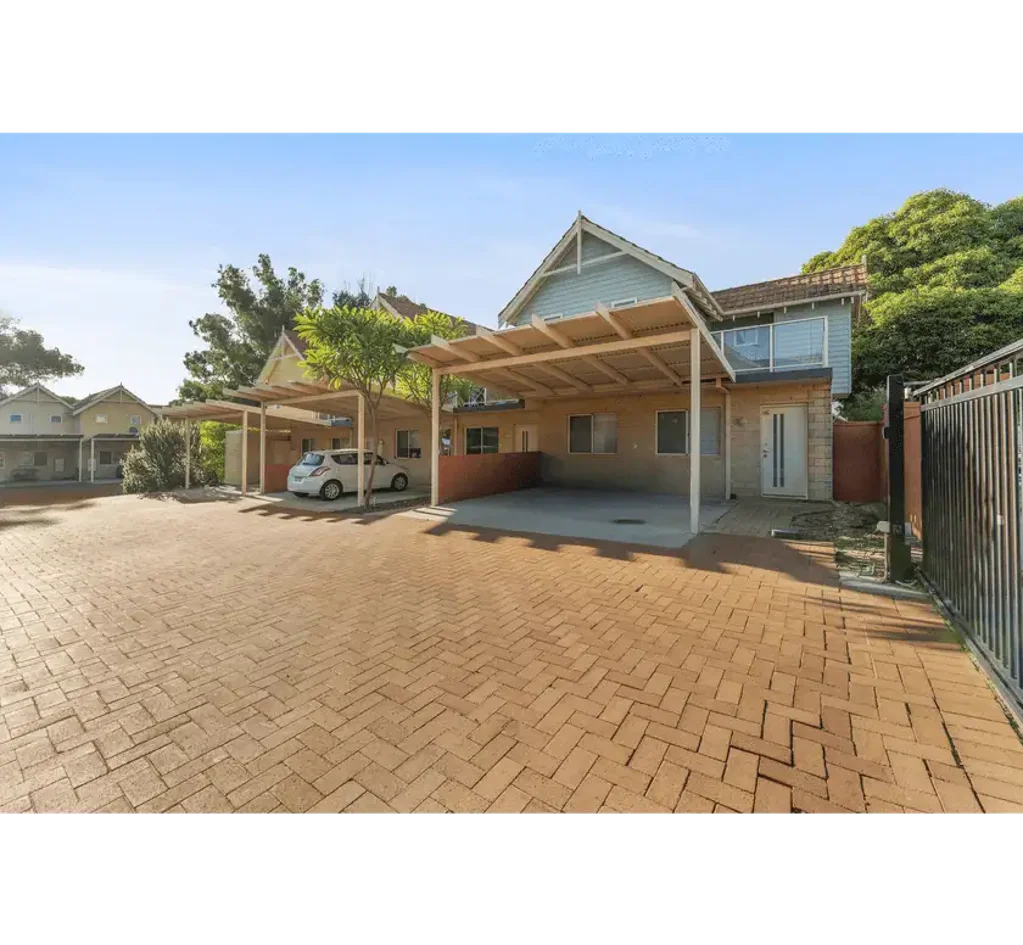 3 Bedroom, 2 Bathroom + 2 Car bay Townhouse