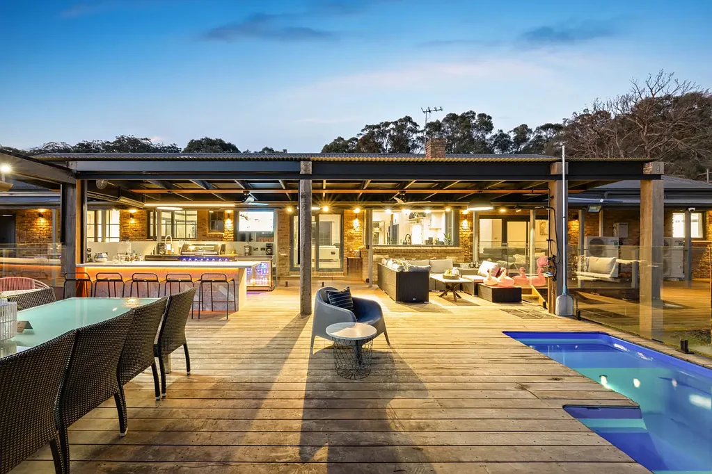 Riddells Creek 5 Slaapkamer Auction Saturday October 18 at 2.00