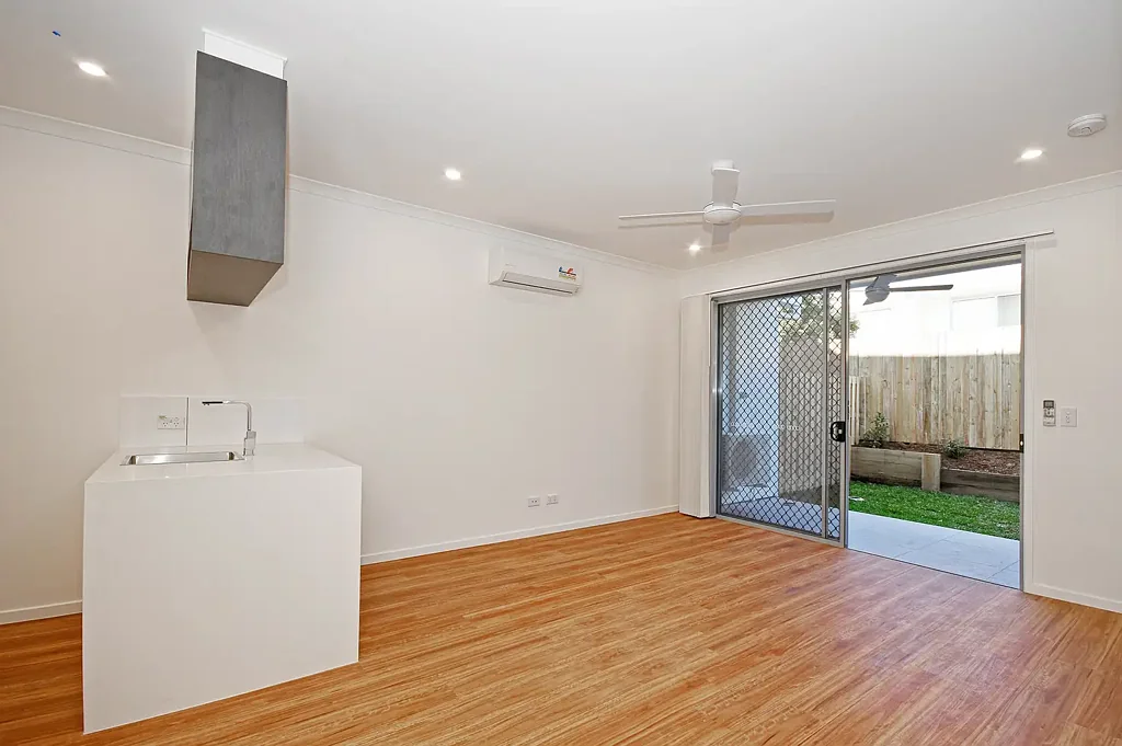Convenient Air-Conditioned Living in Prime Location