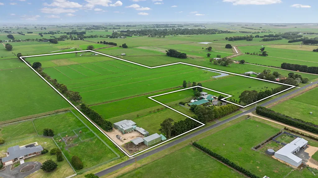 Sale  PRIME RURAL ALLOTMENT WITH OPTIONS