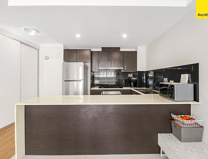 103/8A Myrtle Street, Prospect, Western Suburbs, 2 침실, 2 욕실, Apartment