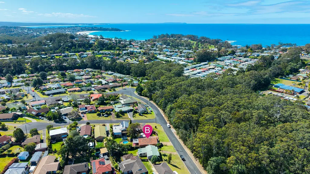 Ulladulla 3房  Flexible Family Living with a Leafy Bushland Outlook