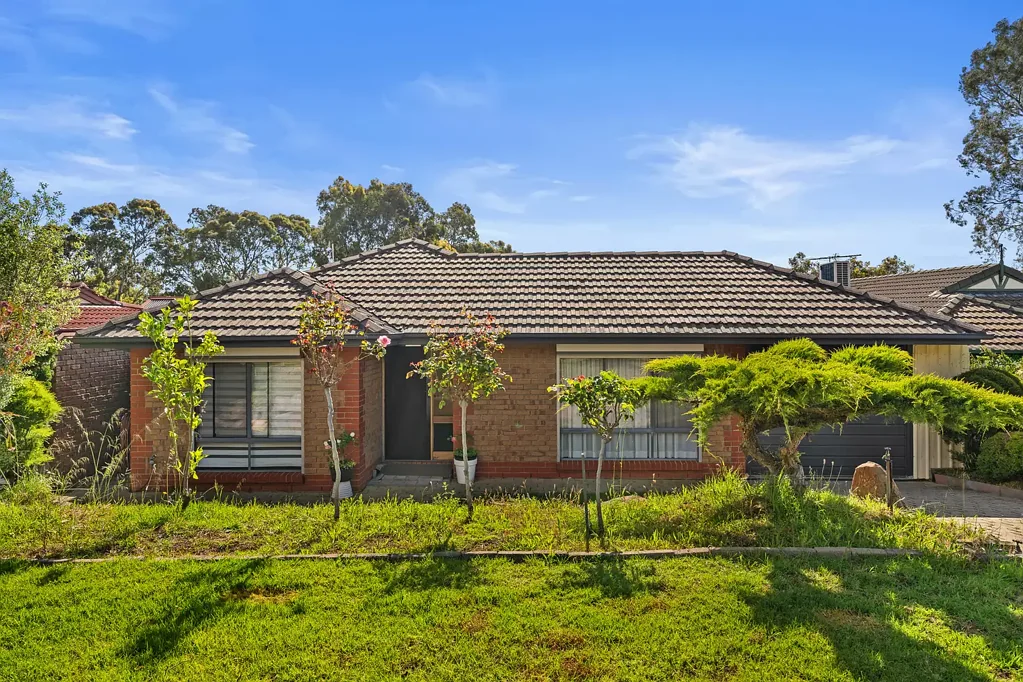 27 Spring Park Circuit, Aberfoyle Park, SA 5159
