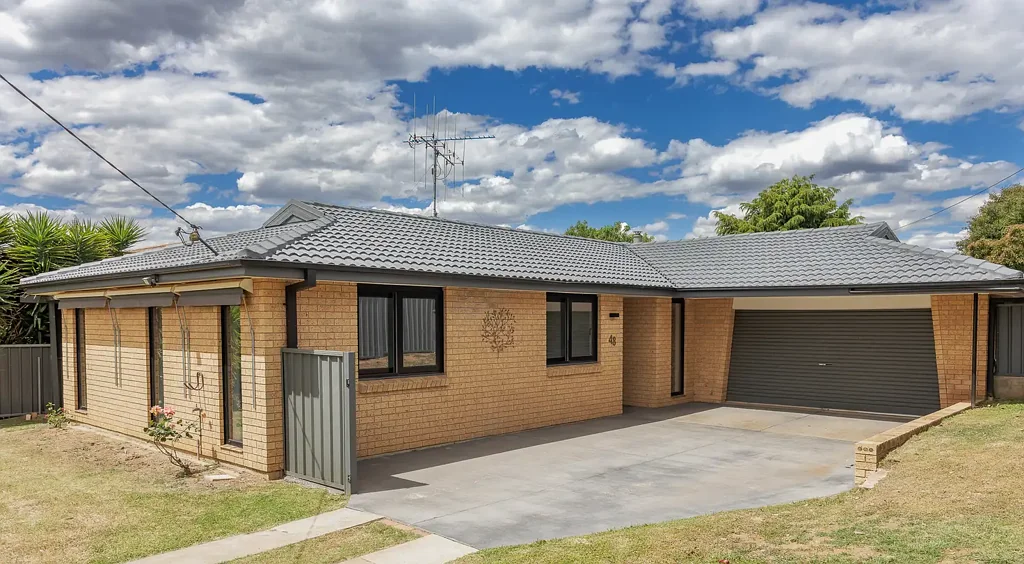48 Merriman Drive, Yass, NSW 2582