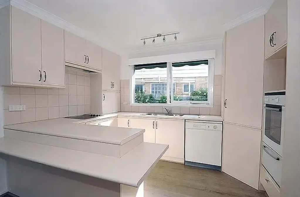 Beautiful 4-Bedroom Family Home with Stunning Wetland Views