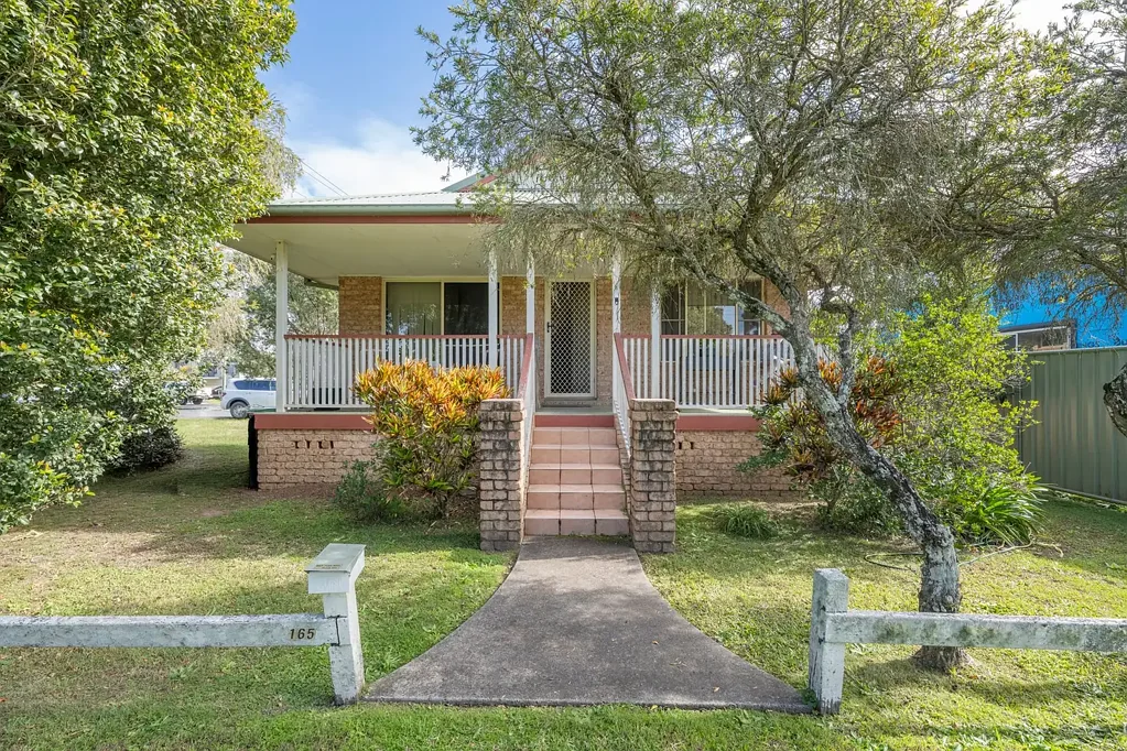 Grafton 3कमरा Low Maintenance Brick Home in a Convenient Corner Position