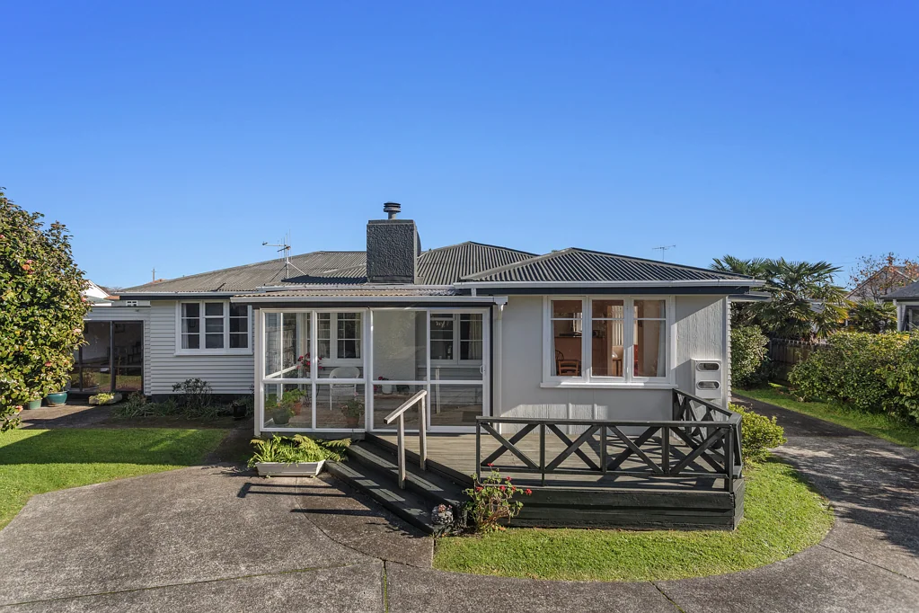 Whakatane 4 Bedroom A Rare Opportunity Bursting with Potential