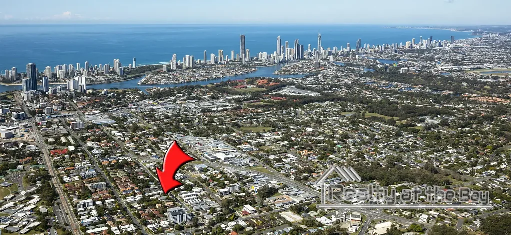 4/129 Eugaree Street, Southport, QLD 4215