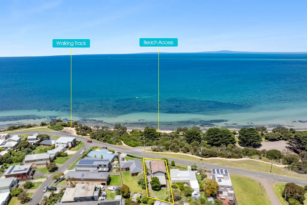 82 Bluff Road, St Leonards, VIC 3223