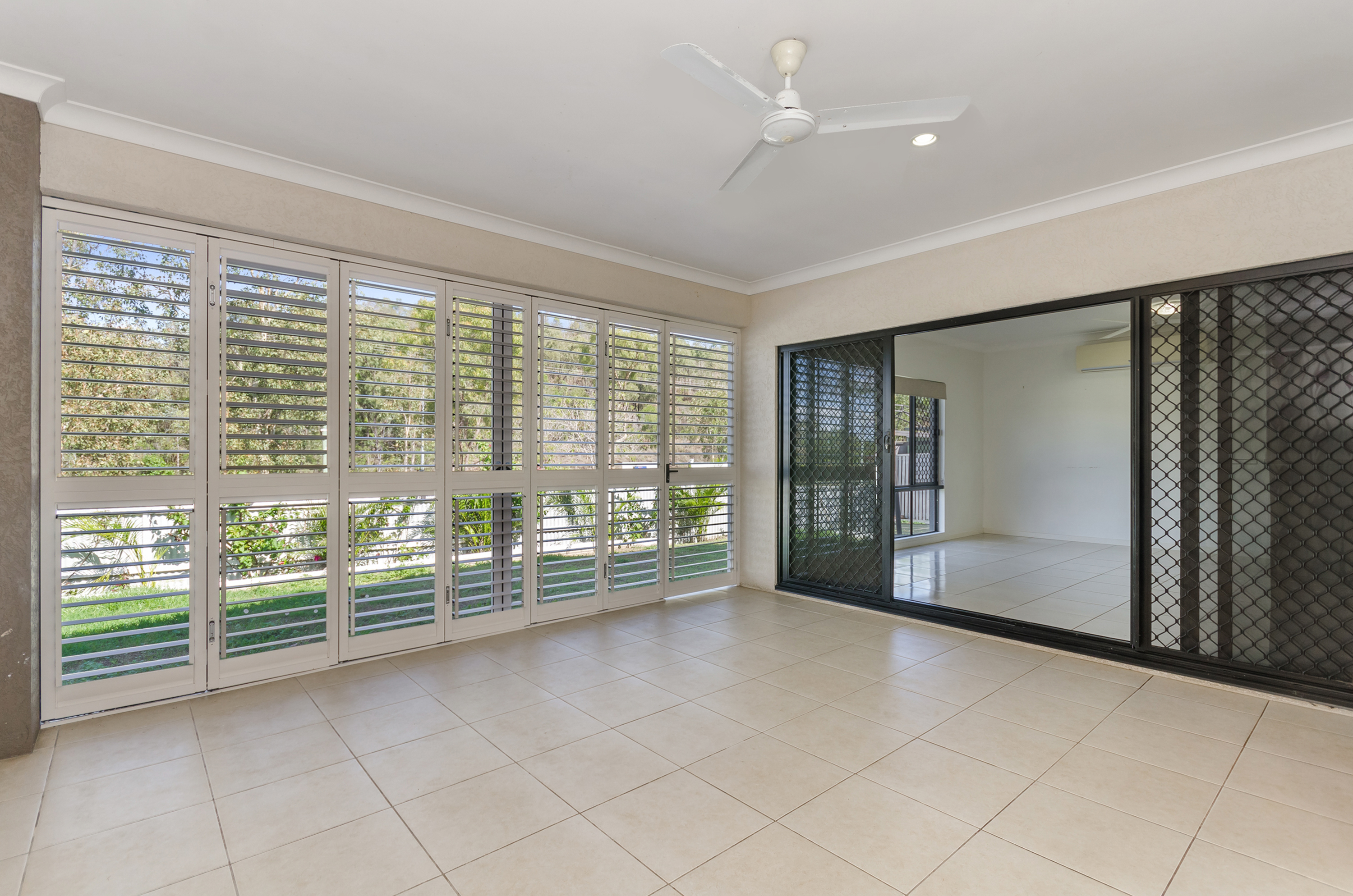 23 DEEDES CR, BUSHLAND BEACH QLD 4818, 0房, 0浴, House