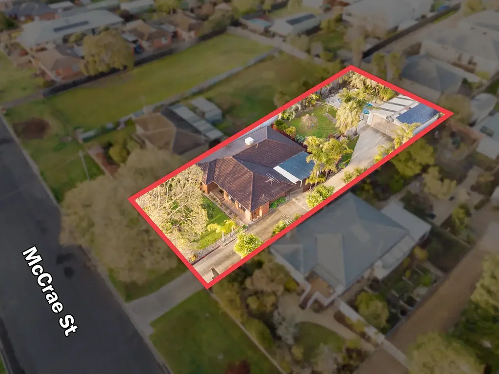 Maddingley 3ਬੈੱਡਰੂਮ Spacious 3-Bedroom Home with Pool, Shed & Ample Parking on 997sqm