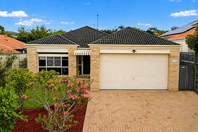 Parkinson 4 Bedroom Modern Family Living in a Highly Sought-After Parkinson Location