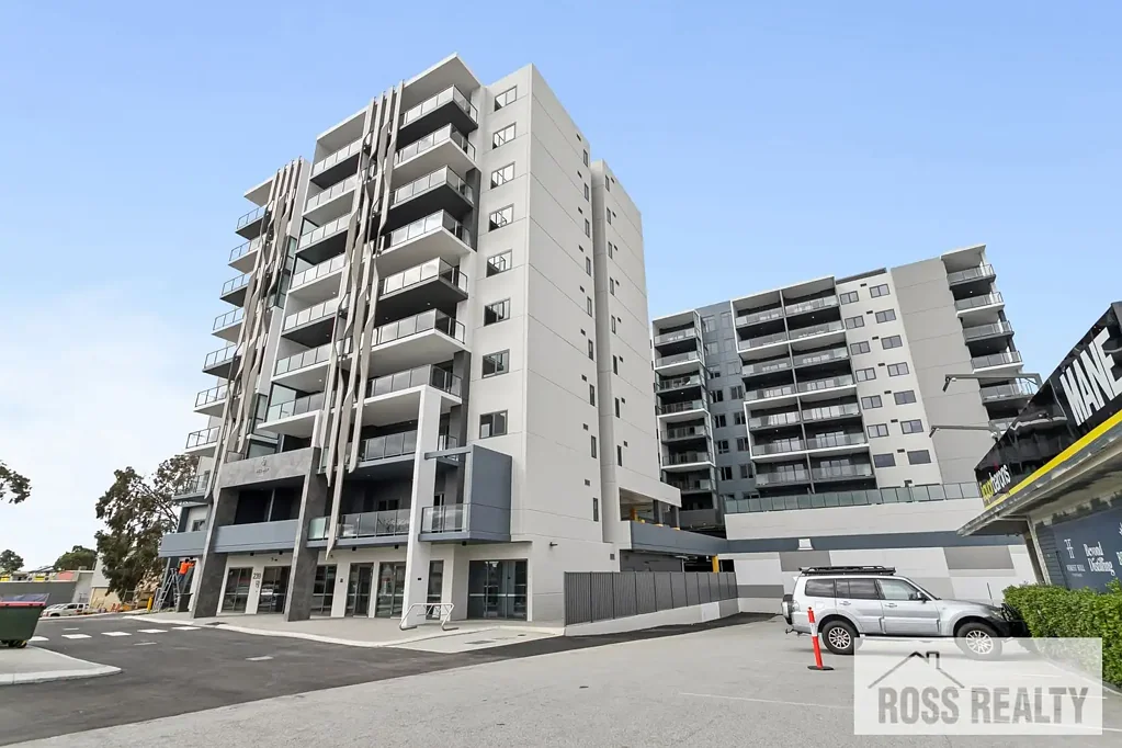 BRAND NEW Apartment in a Prime Lifestyle Location!