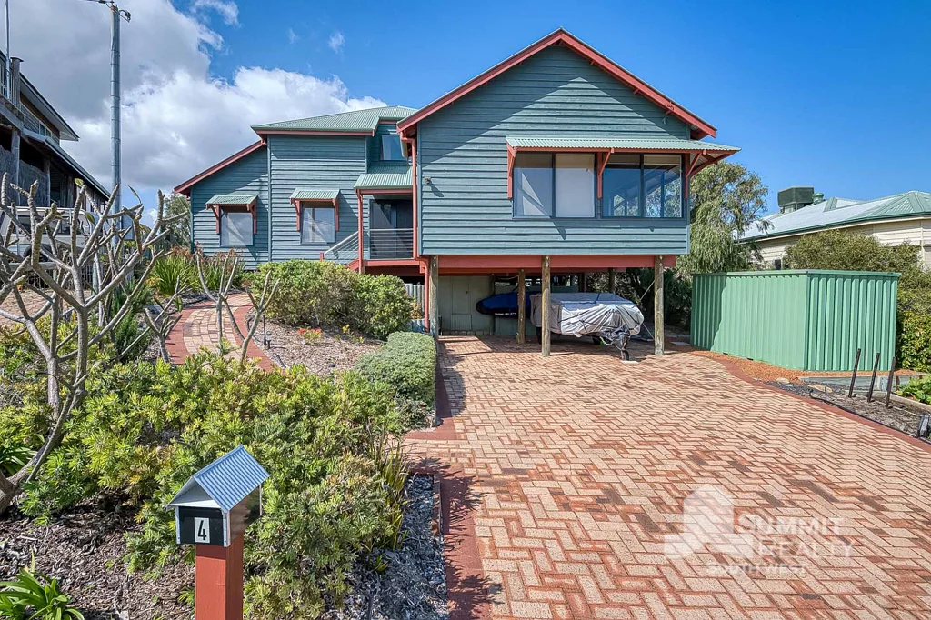 4 Yeoman Place, Binningup, WA 6233