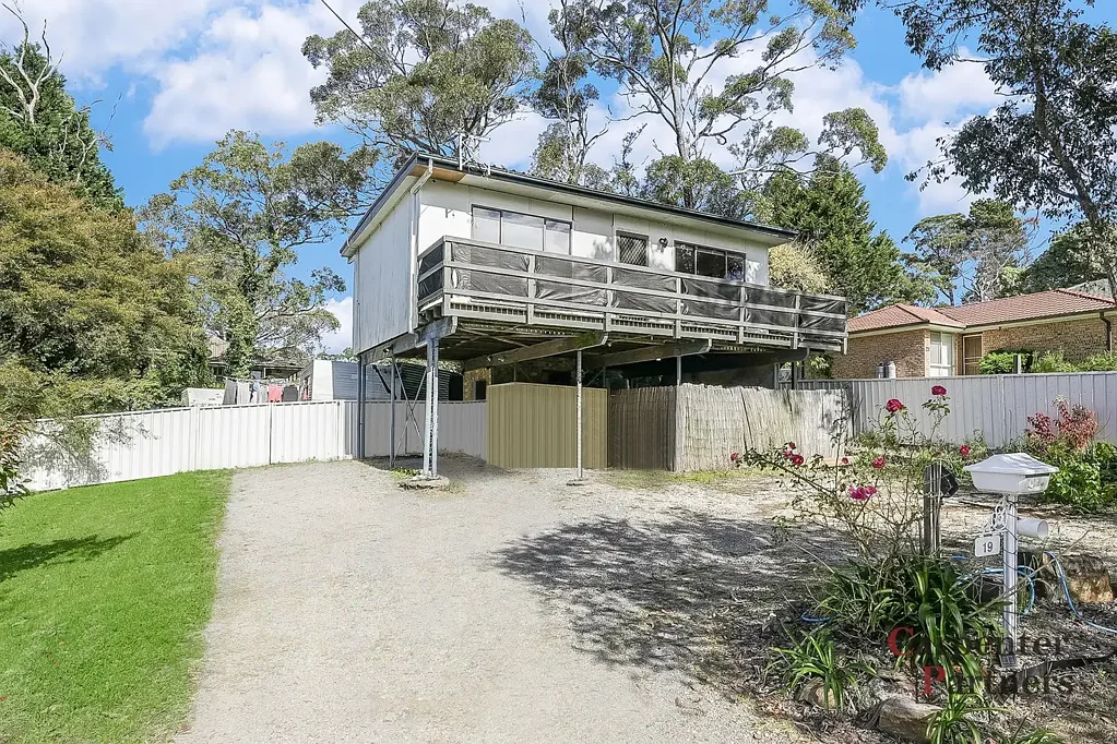19 Ligar Street, Hill Top, NSW 2575