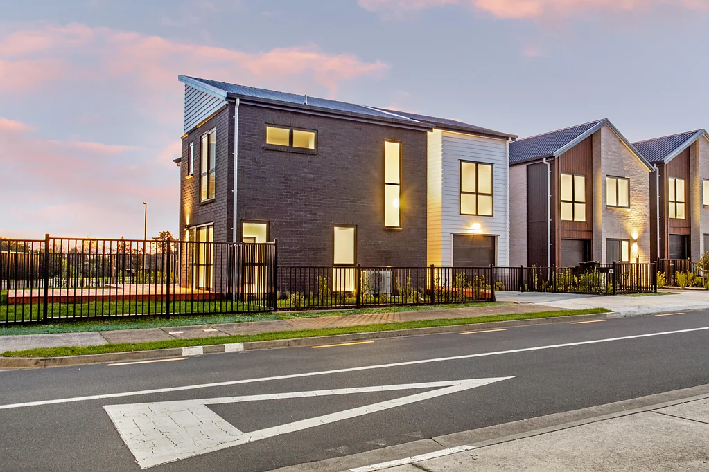 Papakura 4房  Selling Fast - Brand New in Mclennan Park!